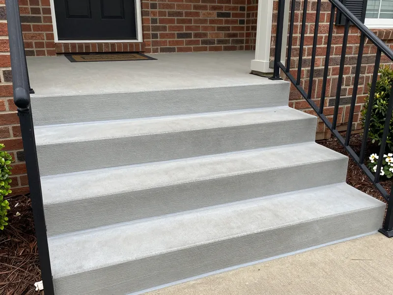 Beautiful front entry concrete steps