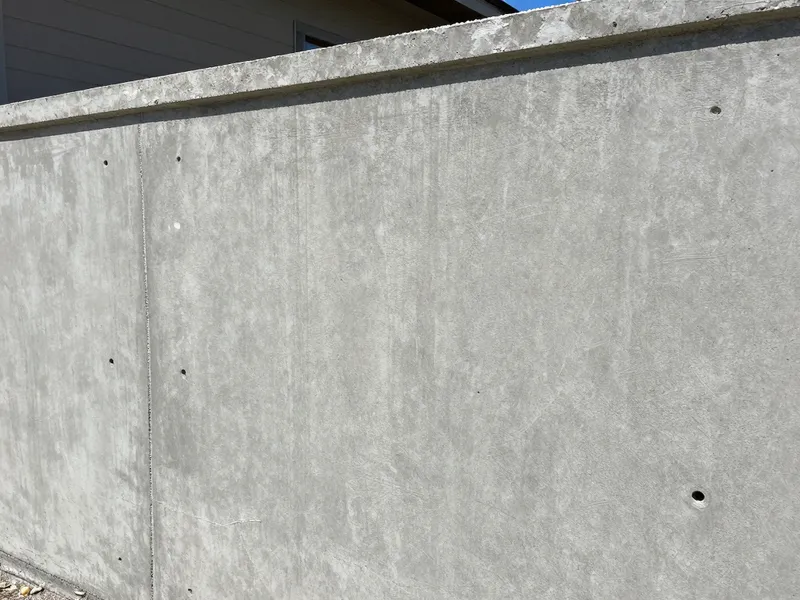 Retaining wall drainage system detail